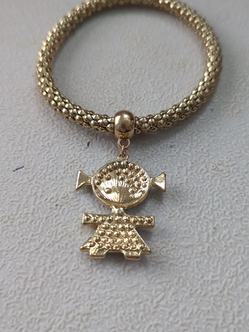 Bracelets - Picture 3 of 5